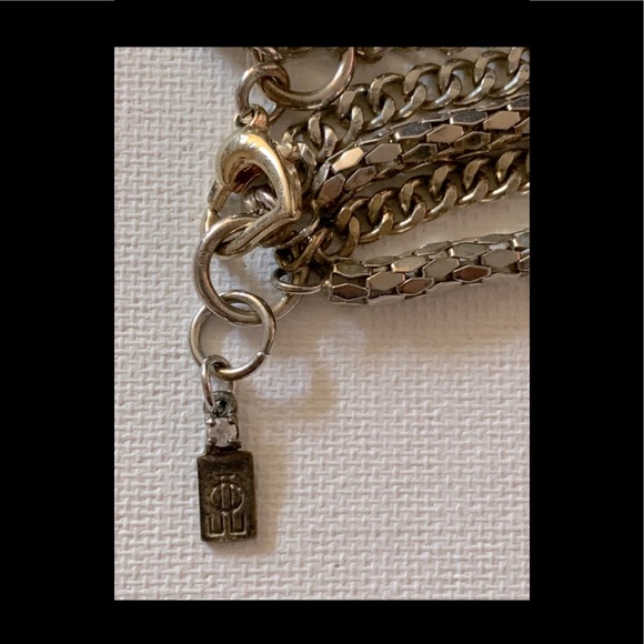 Multiple 4 Chain Silver Tone Necklace, Length 28-30” Pre Loved (maker JJ ?) - Picture 4 of 5